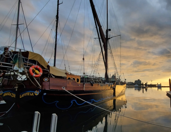 Performer Application for Pete &amp; Woody Concert on the Amara Zee!