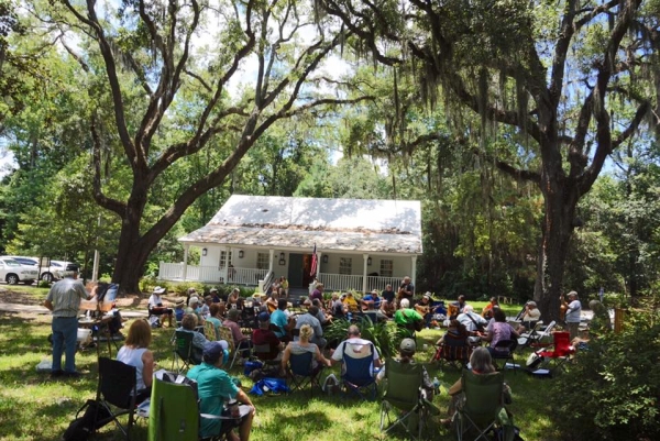 Under The Oaks Jam at The Mandarin Museum